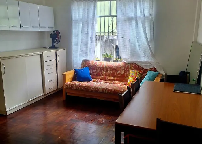 Quarto Tranquilo E Familiar No Leblon - Quiet Family Room In Leblon