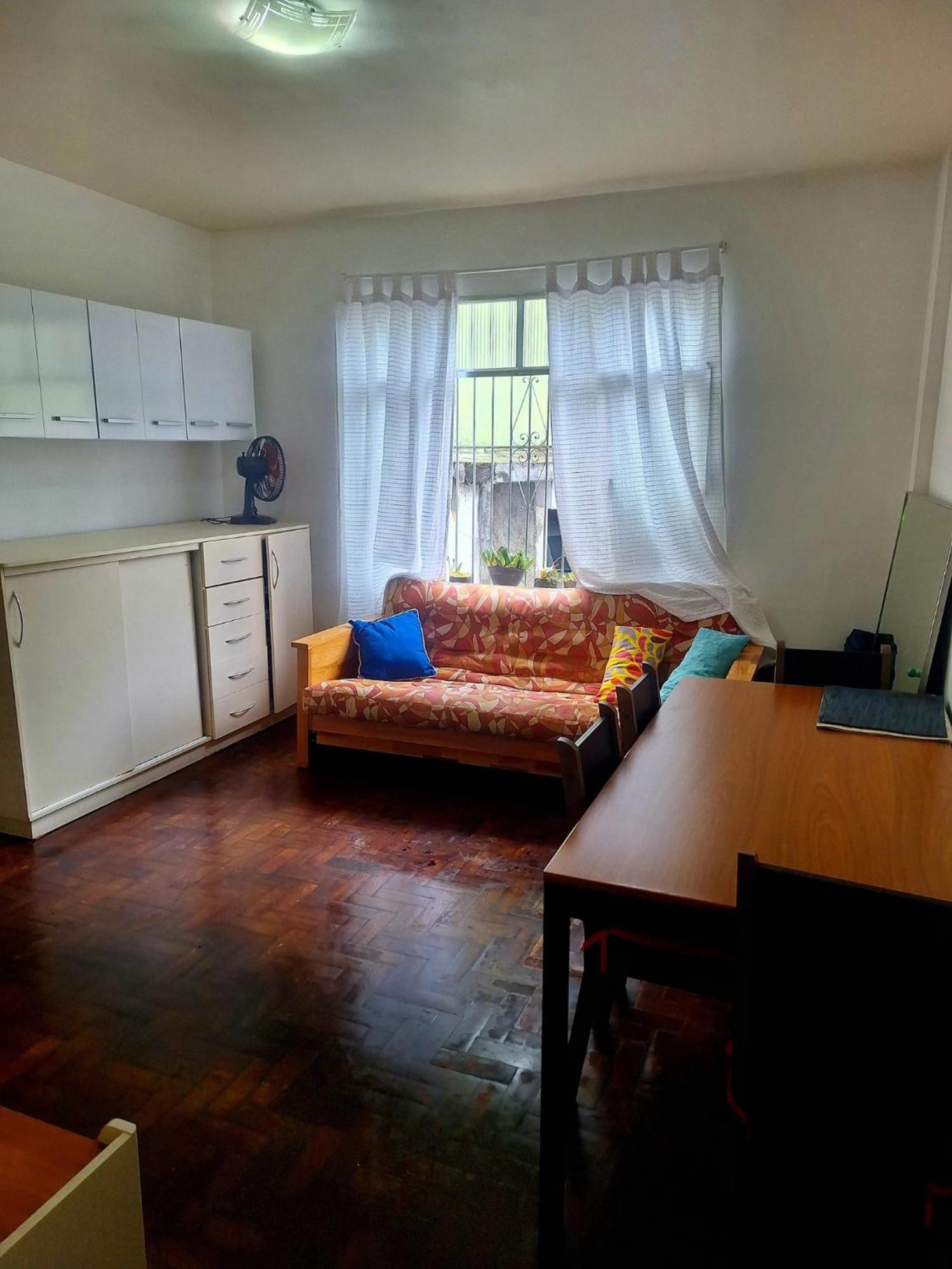 Tranquilo E Familiar No Leblon - Quiet Family In Leblon Homestay *